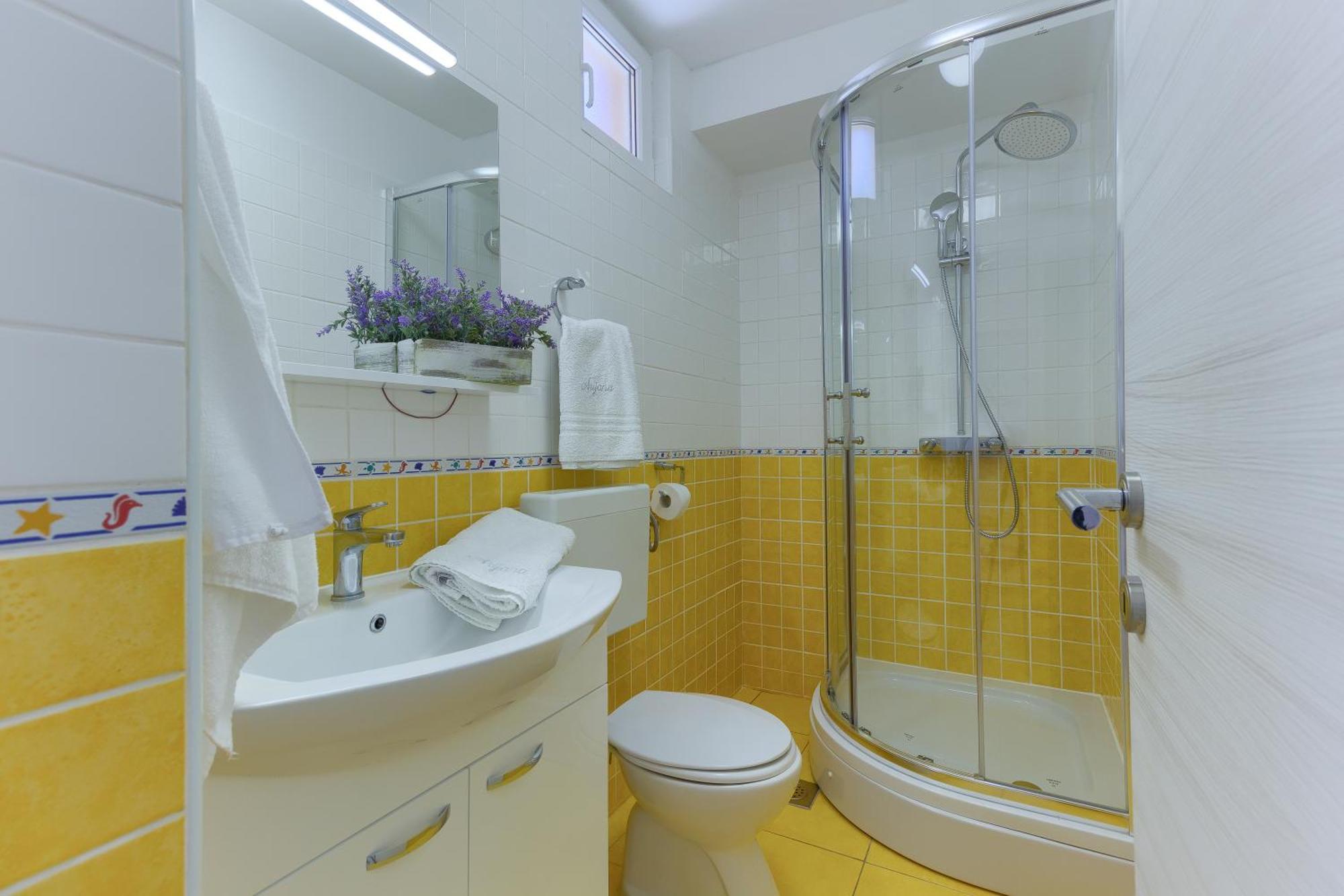 Villa Arijana -More Слатине Экстерьер фото